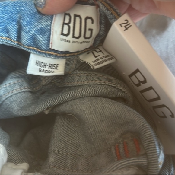 NWT Denim jeans with slash details - Picture 6 of 8